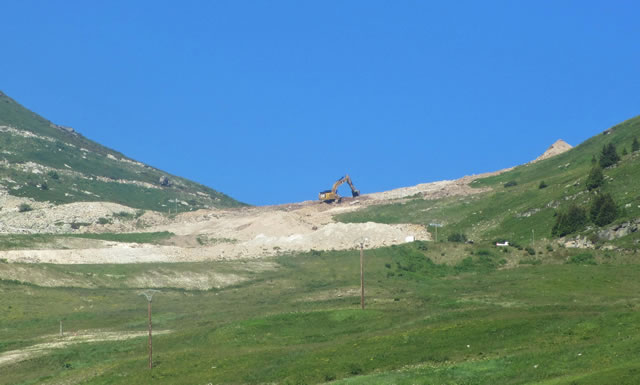(c) latania.co.uk