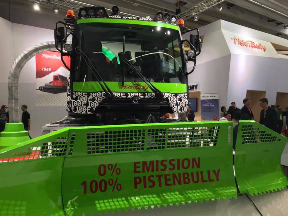 100% electric piste basher